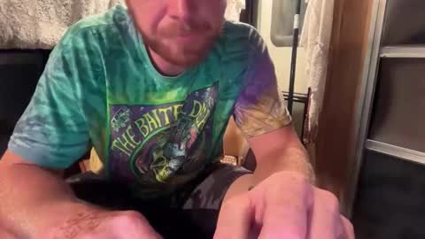 snowtrooper888 online show from June 4, 2026, 4:07 am