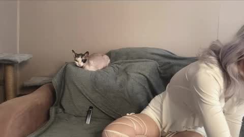 Snapshot of snowy_alice chatting on November 15, 2025, 7:49 am snowy_alice online show from November 15, 2025, 7:49 am