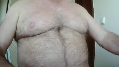 snudge432 online show from April 19, 2026, 4:39 pm