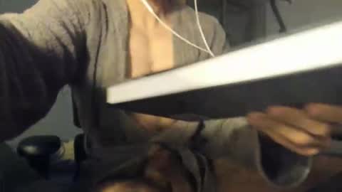 Snapshot of snxrzs chatting on November 4, 2025, 12:10 am snxrzs online show from November 4, 2025, 12:10 am