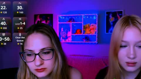so_hot_rosalie online show from April 15, 2026, 7:58 pm