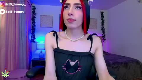 Snapshot of soffi_bunny_ chatting on September 17, 2025, 7:10 am soffi_bunny_ online show from September 17, 2025, 7:10 am
