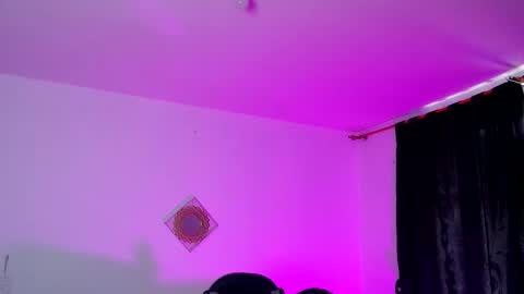 sofia online show from October 16, 2025, 7:04 pm