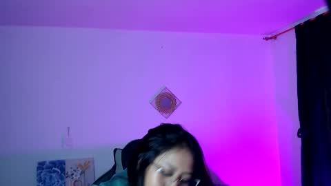 sofia online show from October 17, 2025, 7:27 pm