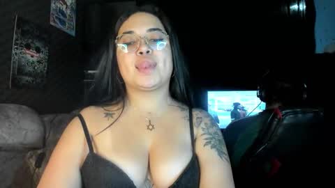 Snapshot of soffiia_x chatting on October 8, 2025, 3:59 am Sofia online show from October 8, 2025, 3:59 am