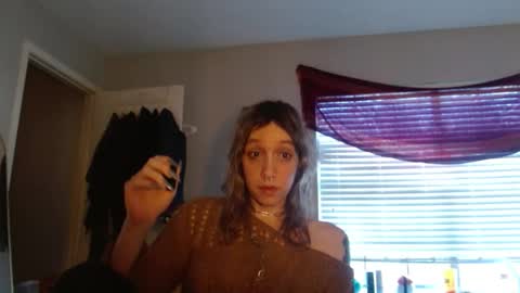 Lilytea online show from October 31, 2025, 8:32 pm