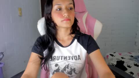 Snapshot of sofi1608 chatting on January 27, 2025, 4:09 am sofia online show from January 27, 2025, 4:09 am