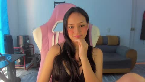 sofia online show from April 23, 2026, 7:27 pm