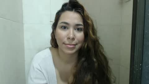 Snapshot of sofi4__ chatting on September 12, 2025, 6:13 am sofi online show from September 12, 2025, 6:13 am