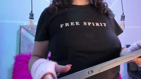 Sofi Noa online show from September 17, 2025, 11:23 am