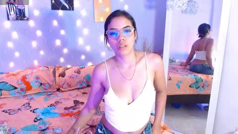 sofi smith online show from December 17, 2024, 8:21 pm