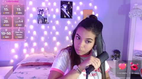 sofi smith online show from January 6, 2025, 9:43 pm