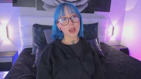 sofi_sp online show from October 6, 2025, 11:40 am