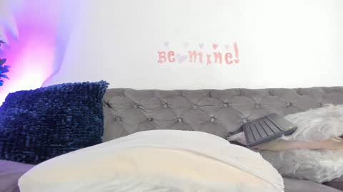 Snapshot of sofi_vasquez chatting on February 19, 2025, 2:12 am Sofia Vasquez online show from February 19, 2025, 2:12 am