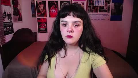 Sofi online show from February 4, 2026, 11:42 pm