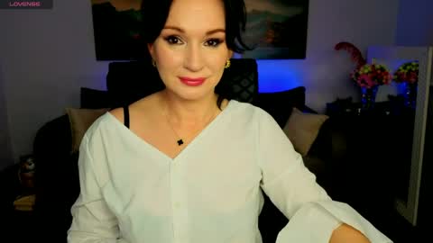 Snapshot of sofia_ford chatting on May 9, 2026, 1:27 pm Sofia online show from May 9, 2026, 1:27 pm