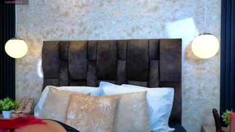 sofia_gutierrez_x online show from June 23, 2026, 3:04 am