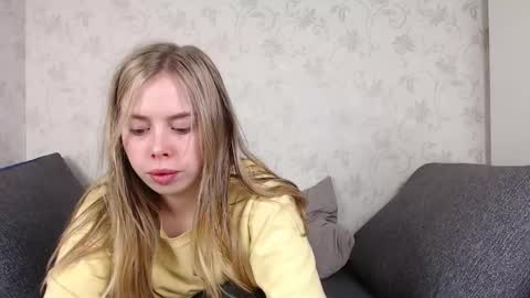 Snapshot of sofia_here chatting on March 17, 2026, 12:04 am Sofia here online show from March 17, 2026, 12:04 am