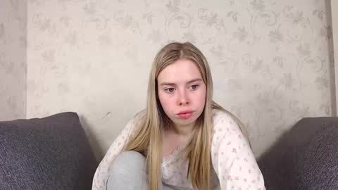 Snapshot of sofia_here chatting on March 23, 2026, 12:14 am Sofia here online show from March 23, 2026, 12:14 am