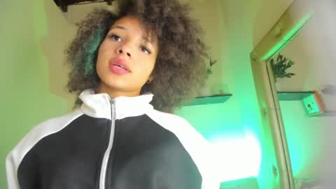 S O F I A  online show from April 6, 2026, 9:27 pm