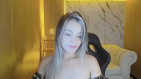 Snapshot of sofia_nova_tf chatting on February 7, 2026, 1:48 pm sofi online show from February 7, 2026, 1:48 pm