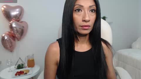Sofi online show from September 21, 2025, 7:26 pm