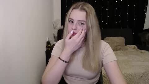Snapshot of sofia_rosemary chatting on December 22, 2024, 1:00 pm sofia_rosemary online show from December 22, 2024, 1:00 pm
