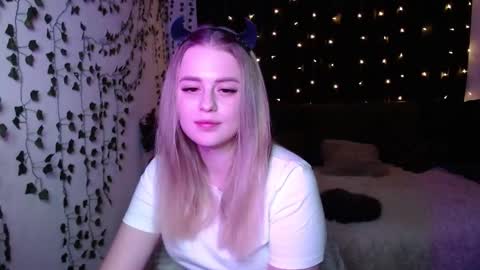 Snapshot of sofia_rosemary chatting on February 21, 2025, 12:39 pm sofia_rosemary online show from February 21, 2025, 12:39 pm