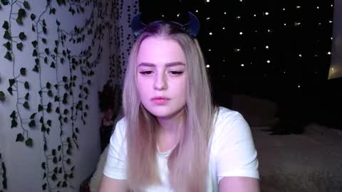 Snapshot of sofia_rosemary chatting on February 25, 2025, 3:16 pm sofia_rosemary online show from February 25, 2025, 3:16 pm