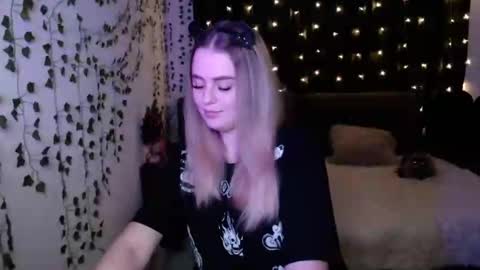 Snapshot of sofia_rosemary chatting on March 2, 2025, 1:38 pm sofia_rosemary online show from March 2, 2025, 1:38 pm