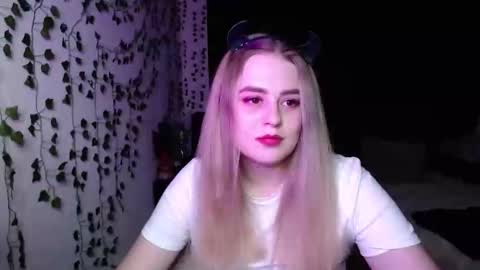 Snapshot of sofia_rosemary chatting on March 8, 2025, 11:37 am sofia_rosemary online show from March 8, 2025, 11:37 am