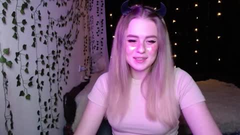 Snapshot of sofia_rosemary chatting on March 11, 2025, 3:02 pm sofia_rosemary online show from March 11, 2025, 3:02 pm