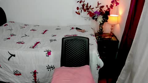 sofia_sorceress online show from December 23, 2024, 11:17 pm