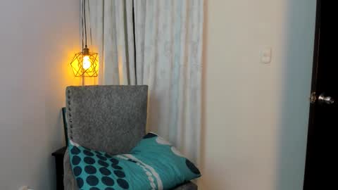 sofia_sorceress online show from February 17, 2026, 11:22 pm