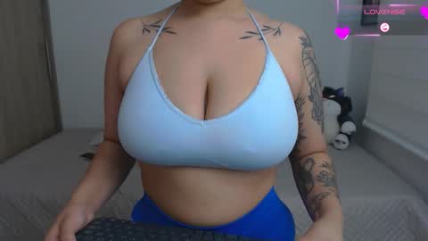 Snapshot of sofia_stonee1 chatting on February 14, 2026, 6:04 pm kanella valery online show from February 14, 2026, 6:04 pm