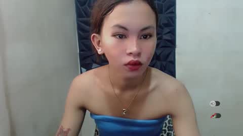 Snapshot of sofia_sweetheart18 chatting on October 21, 2025, 1:17 am sofia_sweetheart18 online show from October 21, 2025, 1:17 am