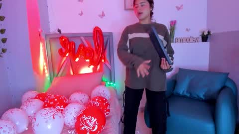 Snapshot of sofia_villareal chatting on February 14, 2026, 12:02 pm Sofa online show from February 14, 2026, 12:02 pm