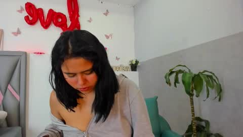 Snapshot of sofia_villareal chatting on March 2, 2026, 1:07 pm Sofa online show from March 2, 2026, 1:07 pm