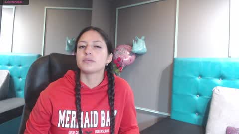 Snapshot of sofia_white3 chatting on January 20, 2025, 12:07 pm Sofa online show from January 20, 2025, 12:07 pm