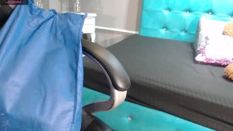 Snapshot of sofia_white3 chatting on February 3, 2025, 11:09 am Sofa online show from February 3, 2025, 11:09 am