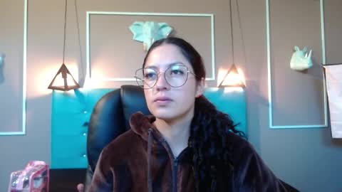 Snapshot of sofia_white3 chatting on October 15, 2025, 10:59 am Sofa online show from October 15, 2025, 10:59 am