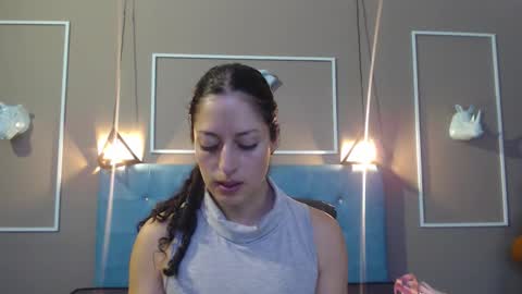 Snapshot of sofia_white3 chatting on November 2, 2025, 11:01 am Sofa online show from November 2, 2025, 11:01 am