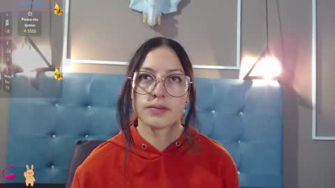 Snapshot of sofia_white3 chatting on November 14, 2025, 11:09 am Sofa online show from November 14, 2025, 11:09 am