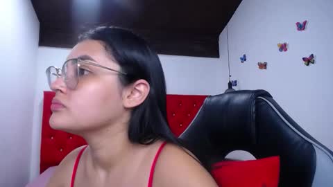 Snapshot of sofiaasexy19 chatting on February 3, 2026, 10:53 am Sofia online show from February 3, 2026, 10:53 am