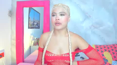 Snapshot of sofiacastillo01 chatting on June 18, 2026, 1:48 pm sofiacastillo01 online show from June 18, 2026, 1:48 pm
