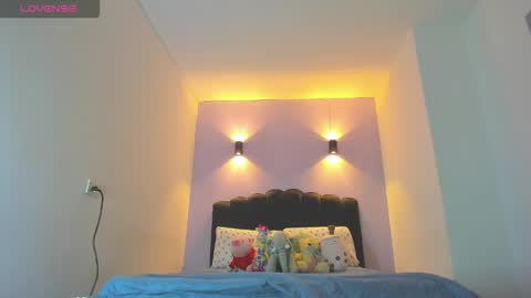 Sofia online show from November 9, 2025, 2:21 am