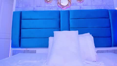 Snapshot of sofiamiiller chatting on December 10, 2024, 11:32 am Sofia Miller  online show from December 10, 2024, 11:32 am