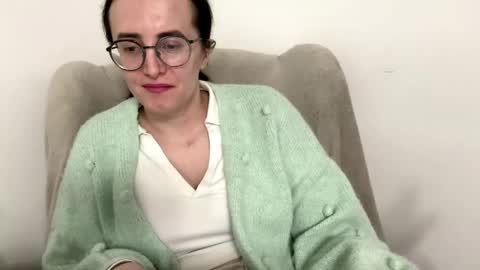 Snapshot of sofianicegirl chatting on April 29, 2026, 5:30 pm Sofia online show from April 29, 2026, 5:30 pm
