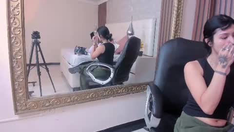 Snapshot of sofiathoompson chatting on June 28, 2026, 9:21 pm sofiathoompson online show from June 28, 2026, 9:21 pm