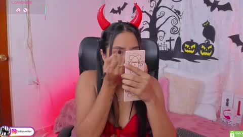 Danna Sofia online show from October 17, 2025, 12:01 am